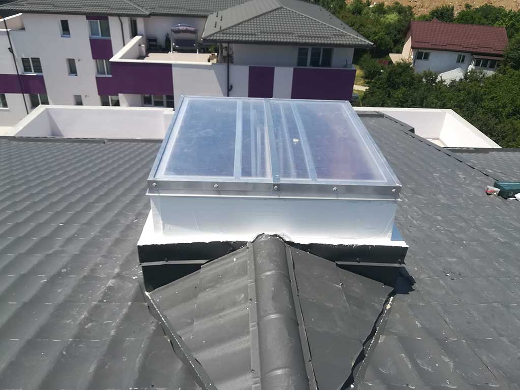 Trapă de fum bloc rezidențial